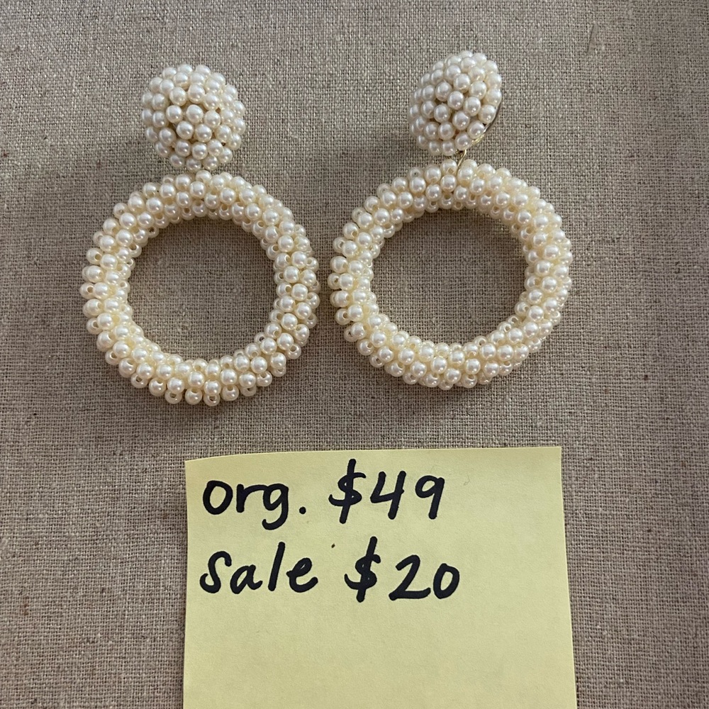 Stella & dot pearl hoops